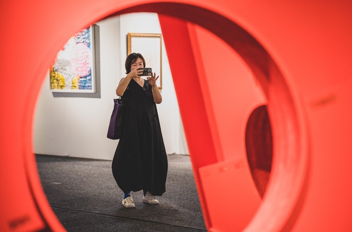 Art on Paper 2023 Art Fair Takes off in New York