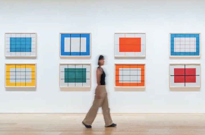 NEWS: Is Donald Judd a Minimalist? Is Hyperreal art any good?
