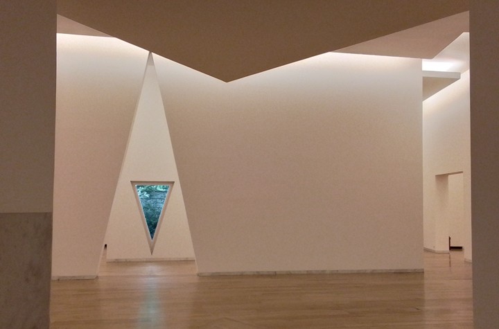 Triangulations:  Inauguration of the Álvaro Siza Wing at the Serralves Museum of Contemporary Art
