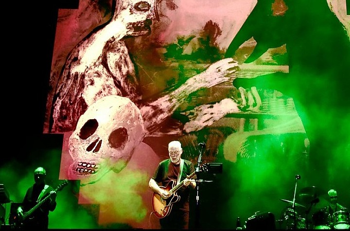 David Gilmour's powerful LIVE AT THE CIRCUS MAXIMUS, ROME Interview by Petra Mason