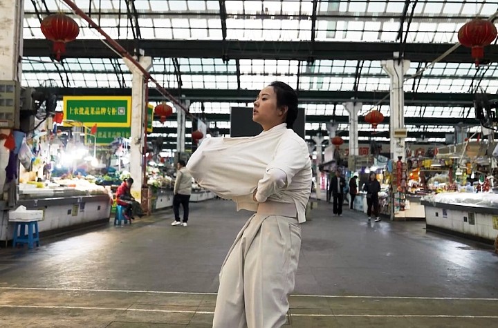 Time Spiral and Edible Memory in Siqi Fan’s Performative Kitchen
