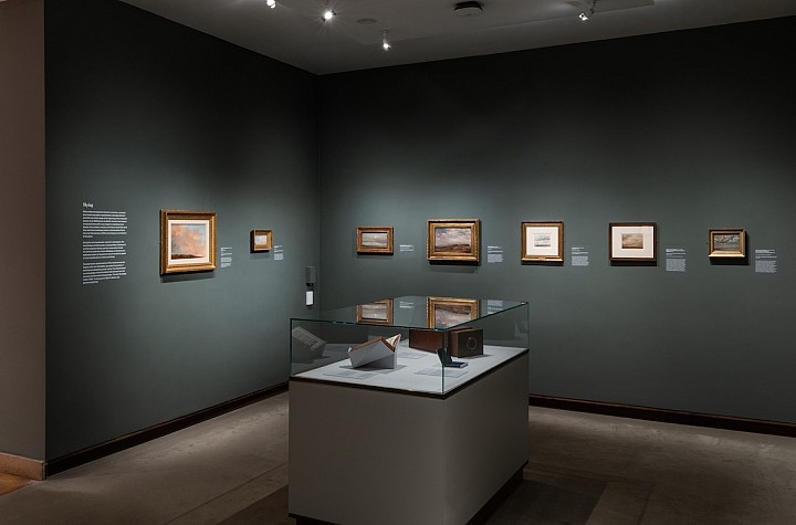 Clouds and Traces: Chasing Clouds at the Metropolitan Museum of Art