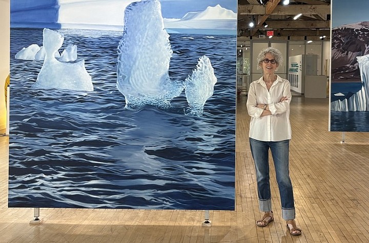 Exhibition Review: 